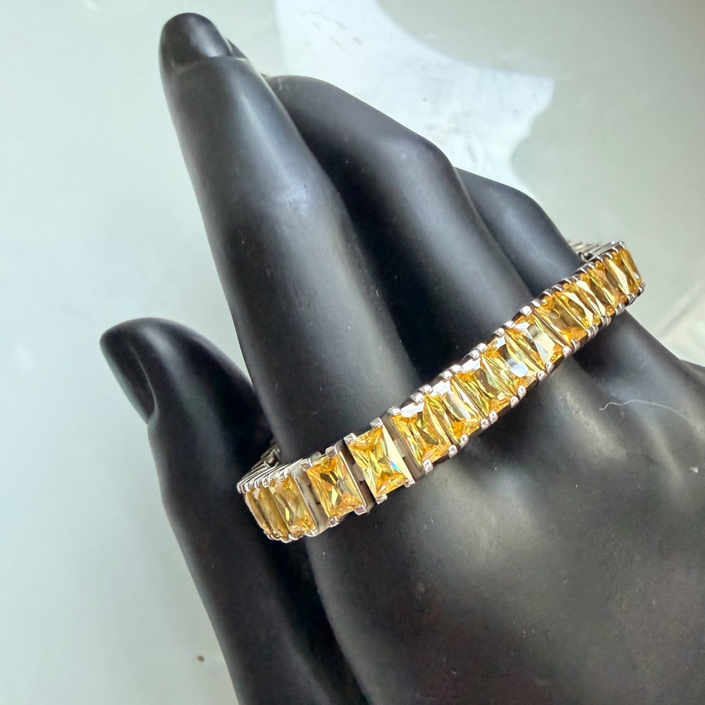 Dazzling Sterling Silver 925 Yellow Gemstone Tennis Bracelet Box Clasp - Picture 1 of 8